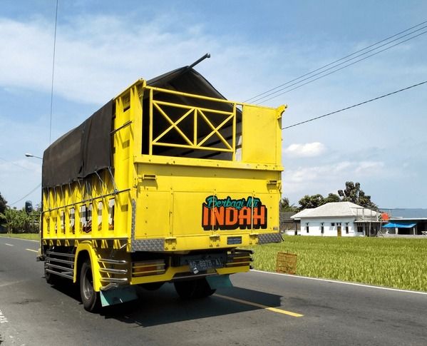 Tips Cerdas Menyewa Truk di Jogja tanpa Drama