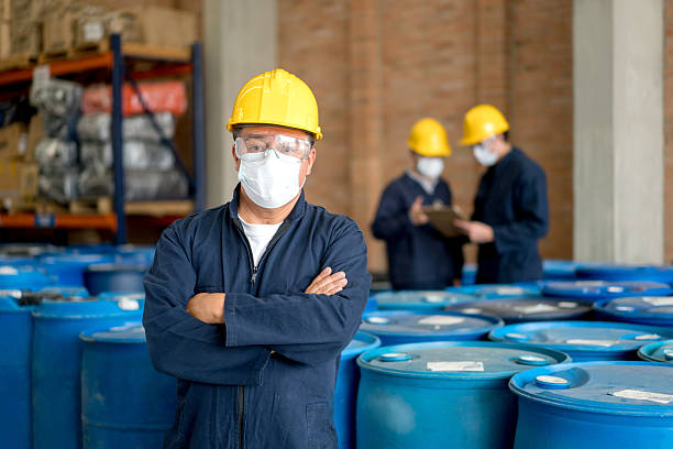 Faktor Penting Saat Memilih Supplier Methacrylic Acid untuk Bisnis Anda