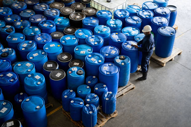 Cara Supplier Methyl Acrylate Membantu Efisiensi Produksi Industri Plastik